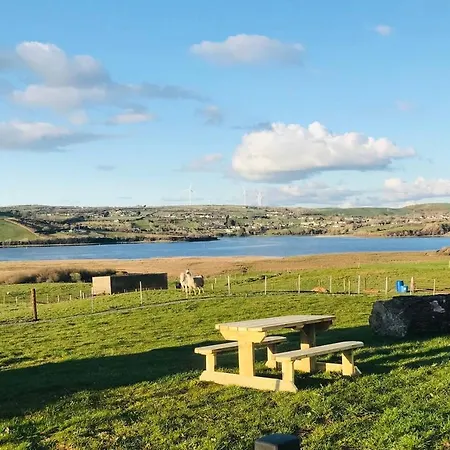 The Lazy Llama Farm Shepherd Hut *