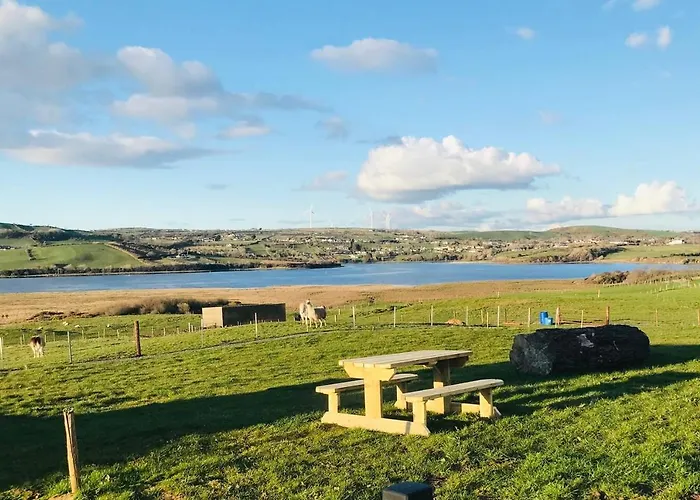 The Lazy Llama Farm Shepherd Hut *
